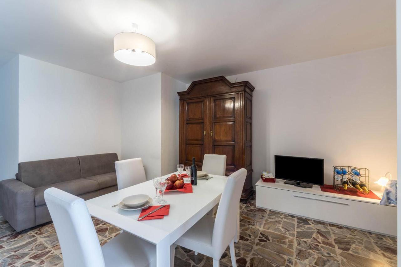 Ferienwohnung The House With Red Sunsets Varenna Exterior foto